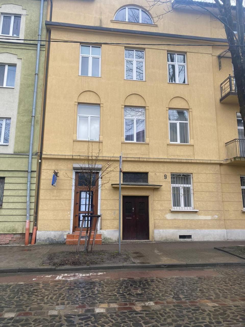 Апартаменти На Вулиці Антоновича Liov Exterior foto